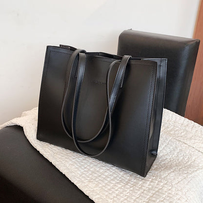 A Versatile Portable Commuter Tote Bag